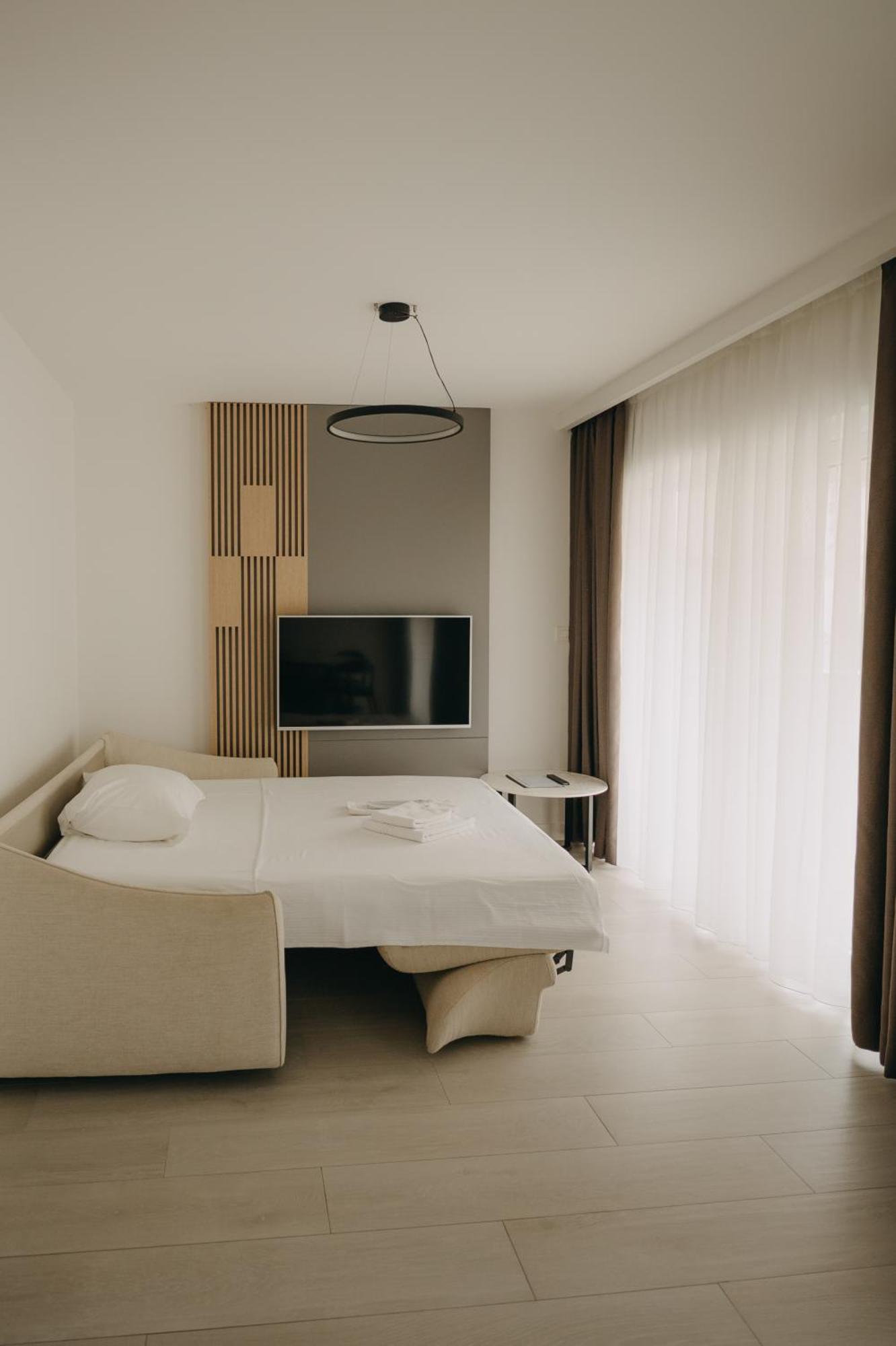 Malo More Resort Arbanija ภายนอก รูปภาพ